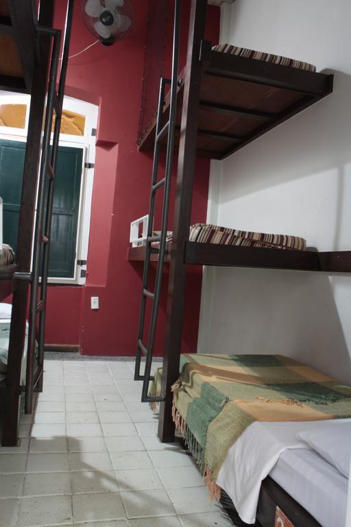 Laranjeiras Hostel Салвадор Екстер'єр фото