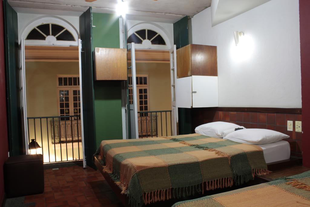Laranjeiras Hostel Салвадор Екстер'єр фото